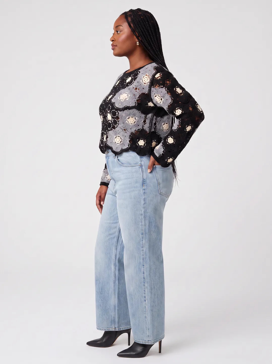 Women's Long Sleeve Patterned Black and Grey Knit Crochet Top