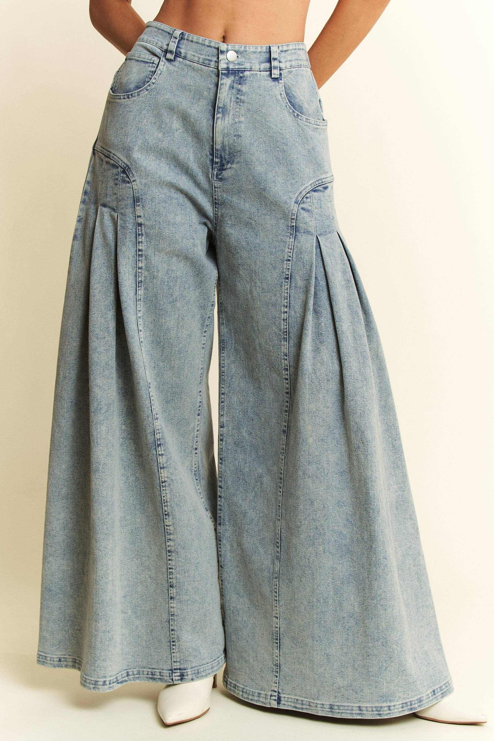 Curvy Size Denim Wide Leg Flared Front Pleat Pants